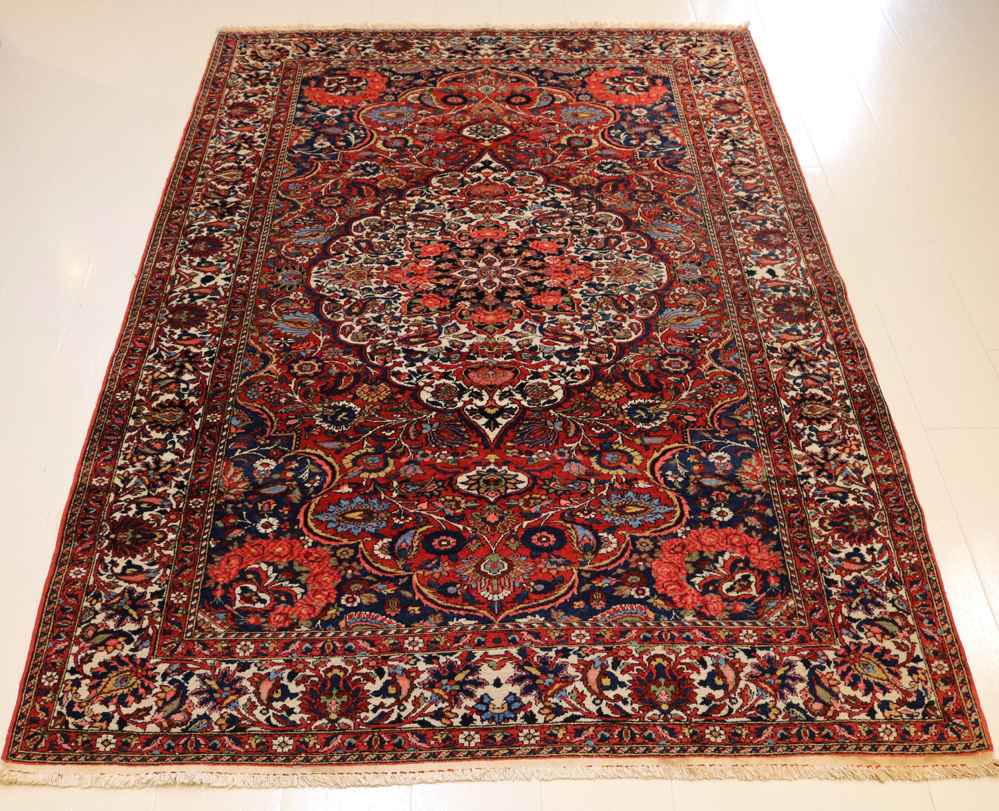 Bakhtiyar rug