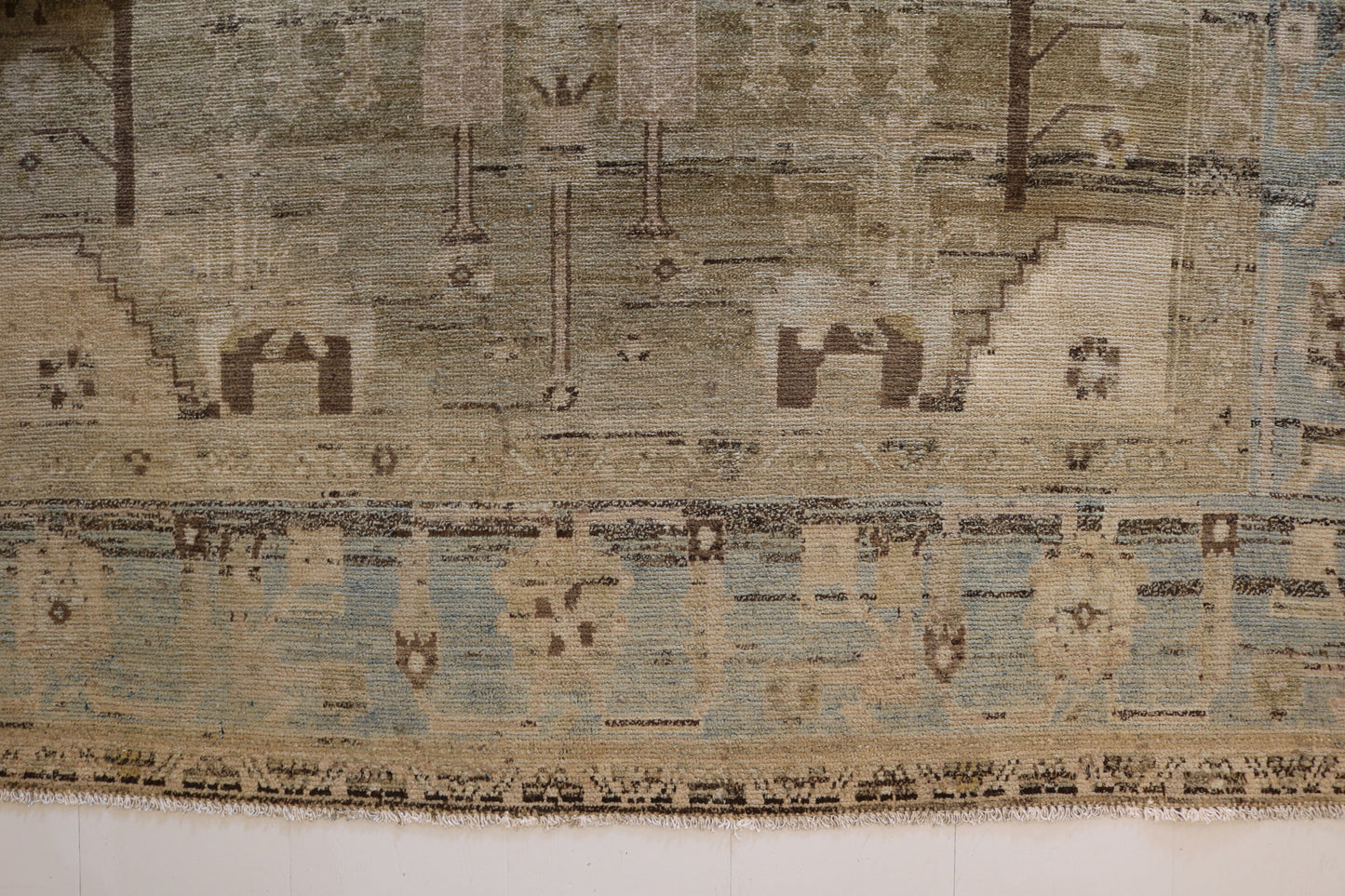 Malayer Rug with light blue border and trees