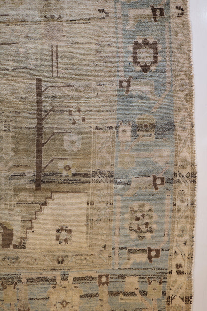 Malayer Rug with light blue border and trees