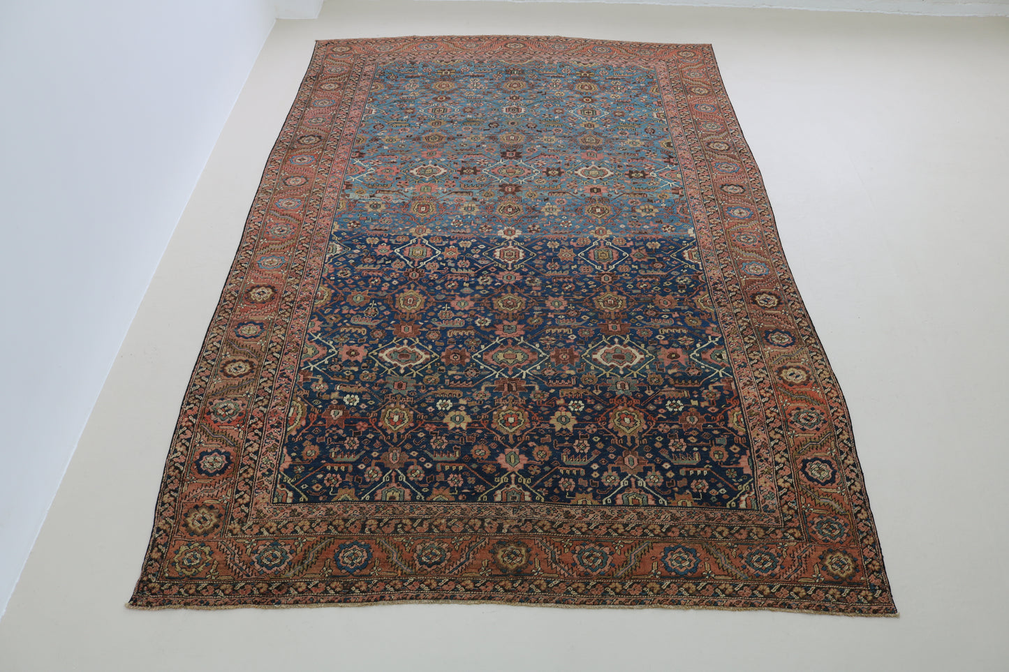 Antique Bakhshayesh carpet