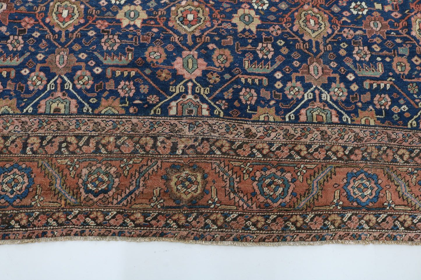 Antique Bakhshayesh carpet