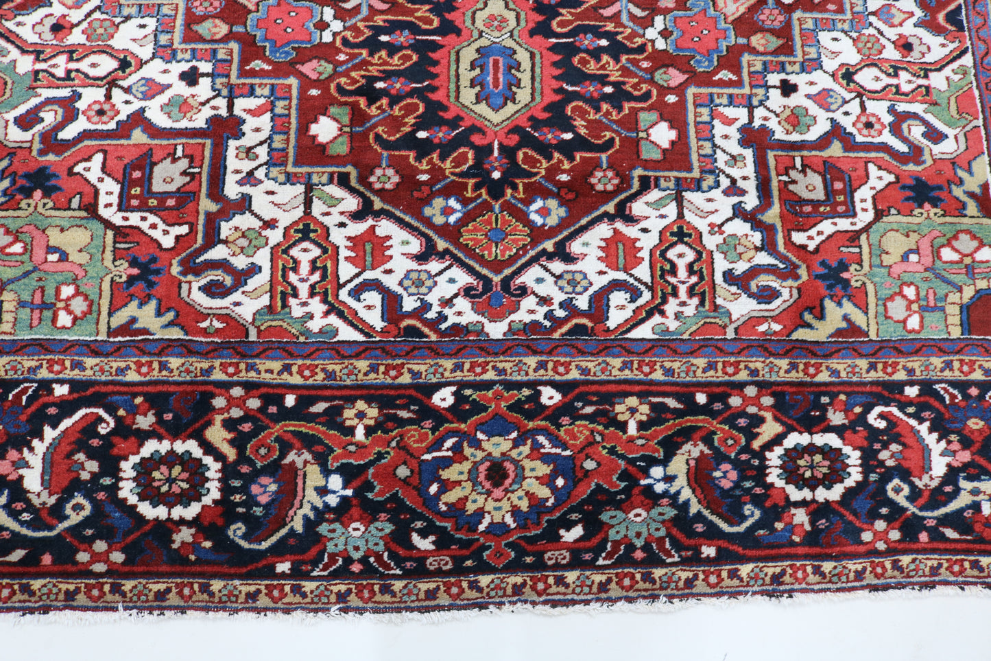 Fine Antique Heriz Carpet