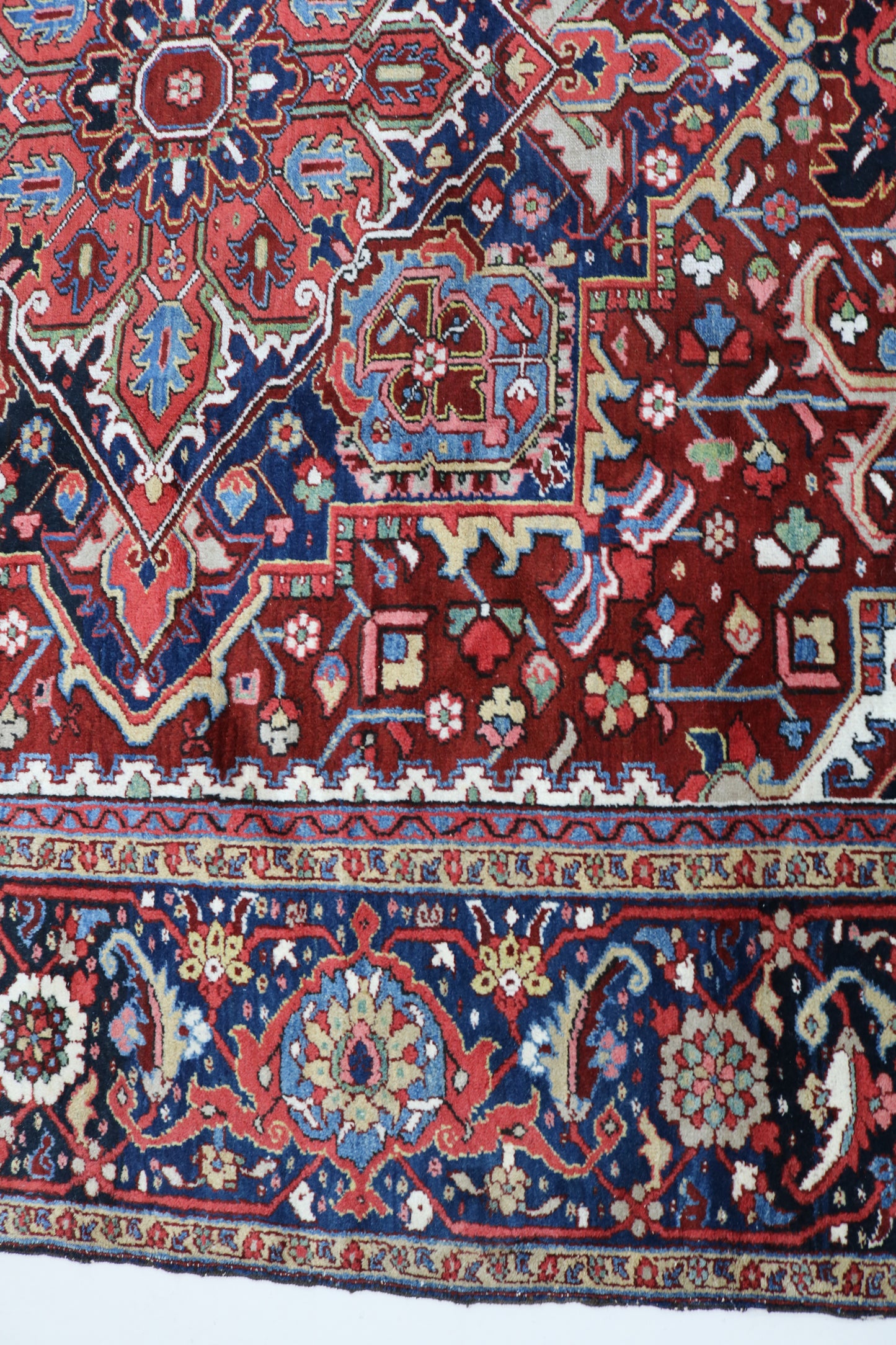 Fine Antique Heriz Carpet