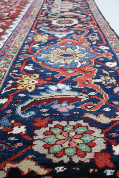 Fine Antique Heriz Carpet