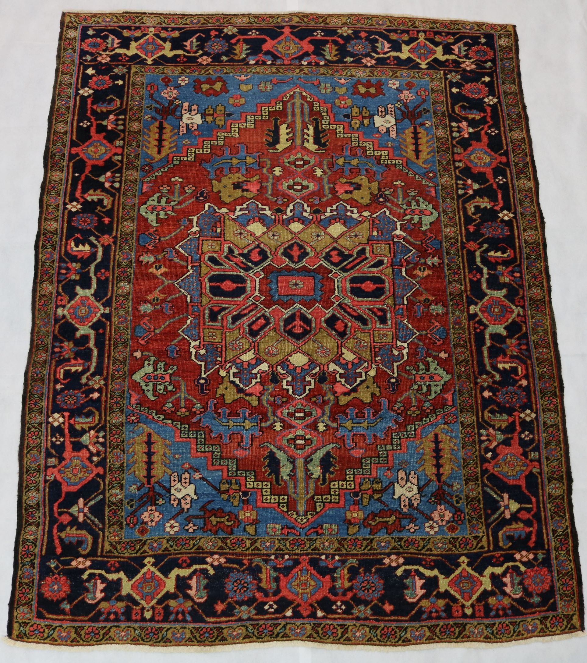 Antique Persian Heriz rug - Hakiemie Rug Gallery