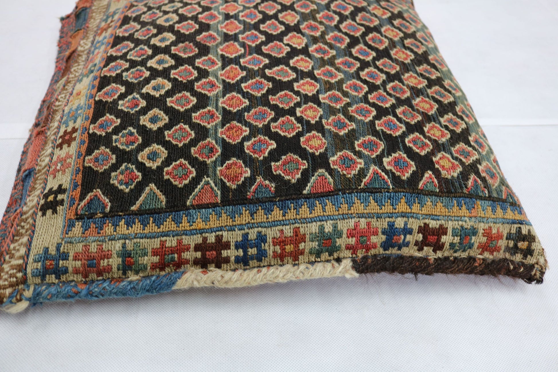 Antique Persian Kurdish Sumak bag - Hakiemie Rug Gallery