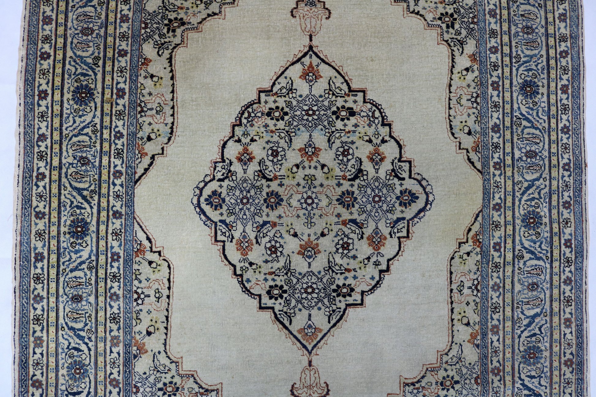 Wonderful Old Antique Haj-Jalili Tabriiz rug - Hakiemie Rug Gallery