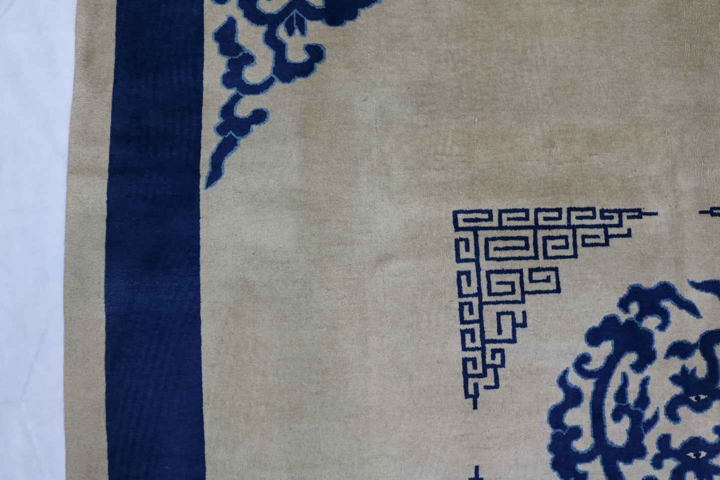 Antique Chinese Peking Carpet - Hakiemie Rug Gallery