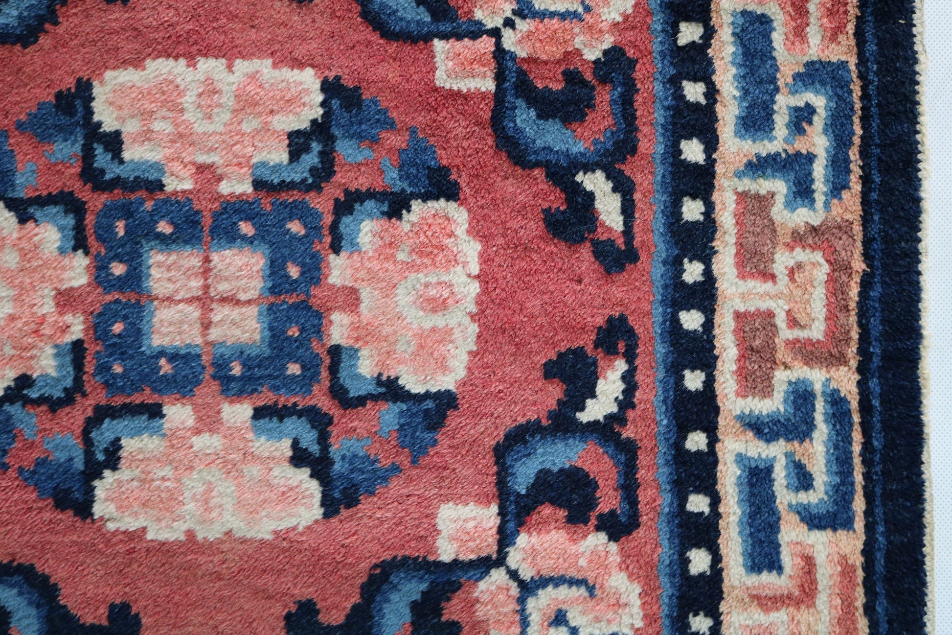 Antique Chinese small rug - Hakiemie Rug Gallery
