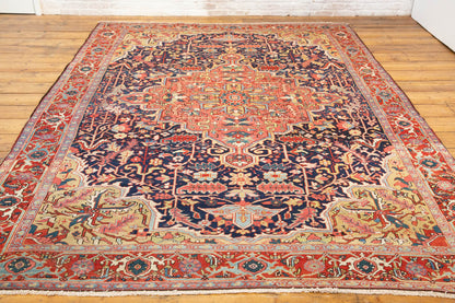 Amazing Persian Heriz Serapi carpet - Hakiemie Rug Gallery