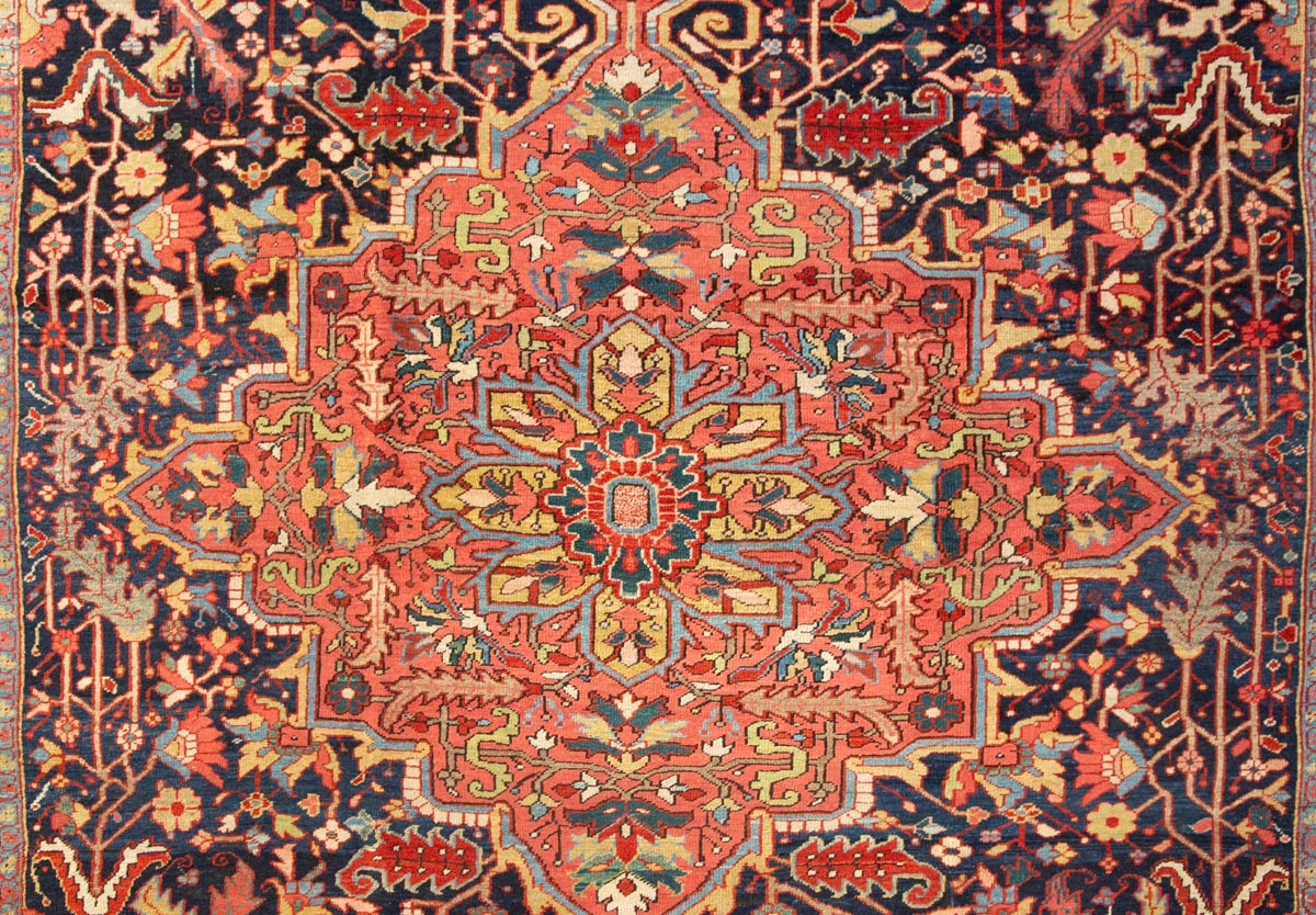 Amazing Persian Heriz Serapi carpet - Hakiemie Rug Gallery