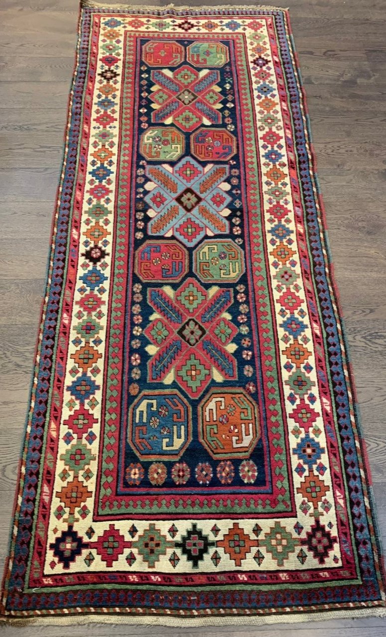 Akstafa Runner - Hakiemie Rug Gallery