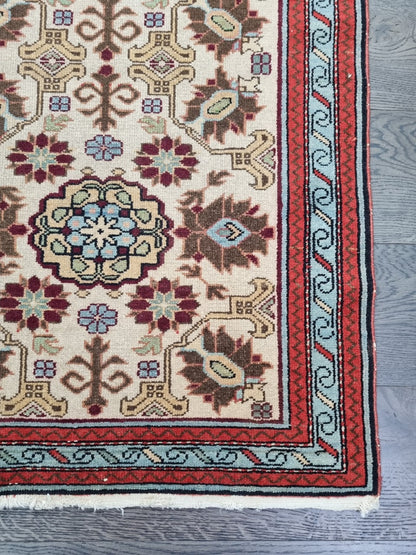 Antique Caucasian Darband rug - Hakiemie Rug Gallery