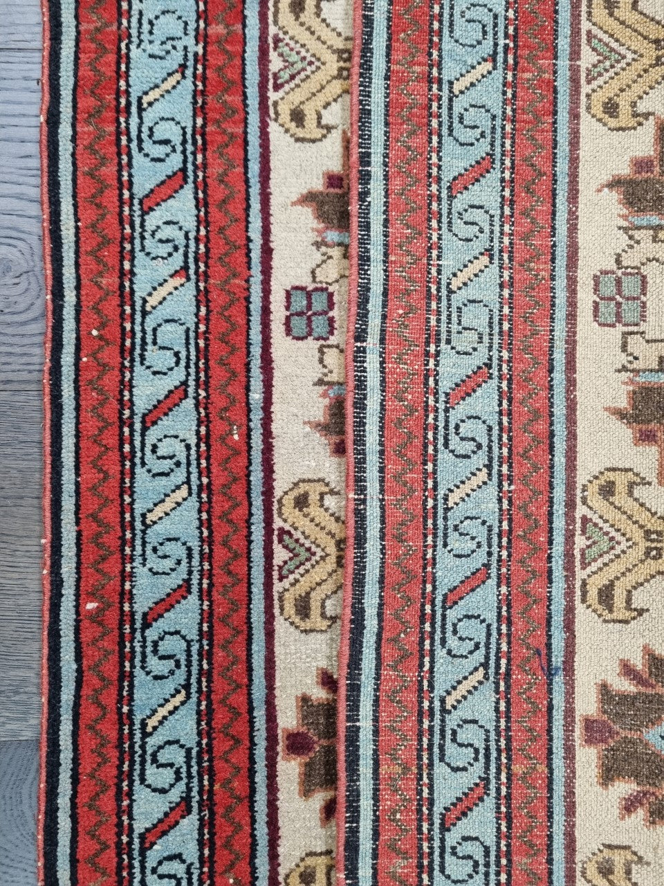 Antique Caucasian Darband rug - Hakiemie Rug Gallery