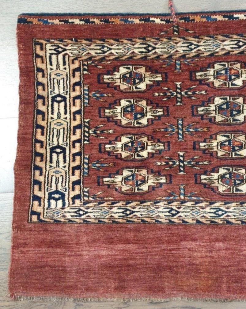 Wonderful old antique Turkmen Yomut Chuval - Hakiemie Rug Gallery