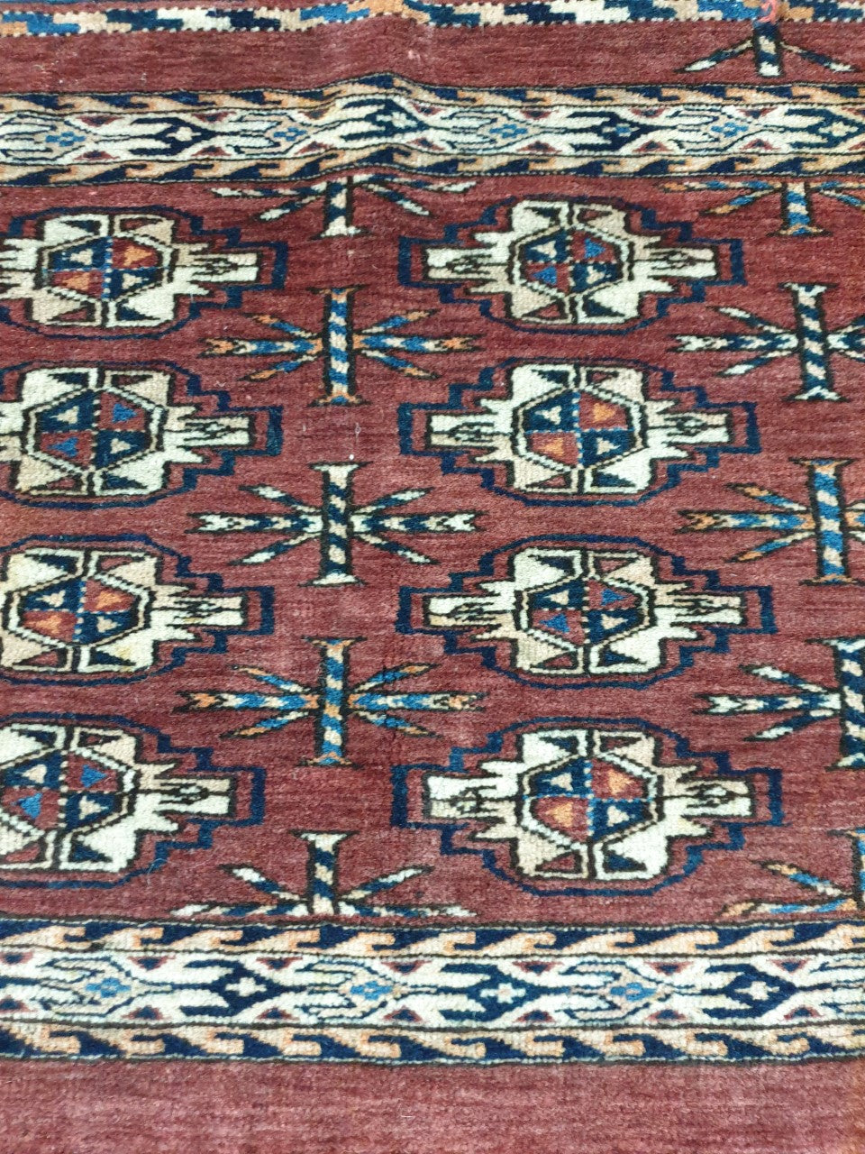 Wonderful old antique Turkmen Yomut Chuval - Hakiemie Rug Gallery