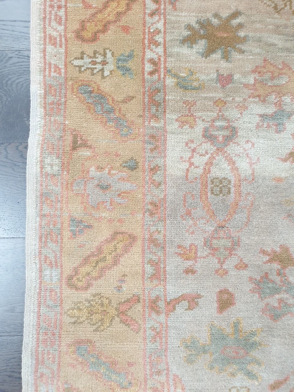 New Turkish Yoshak rug - Hakiemie Rug Gallery