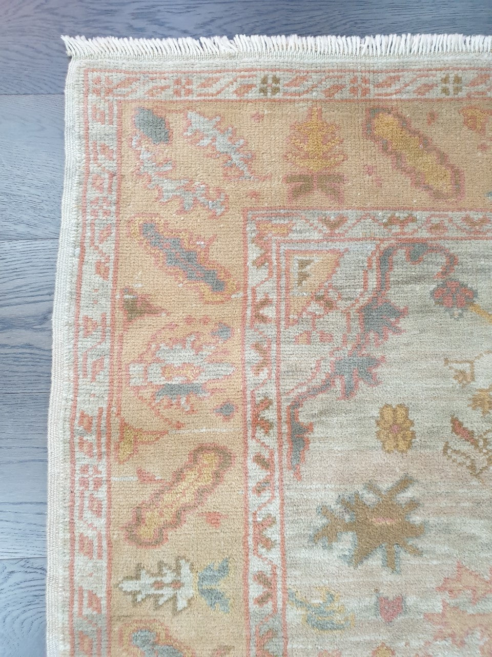 New Turkish Yoshak rug - Hakiemie Rug Gallery