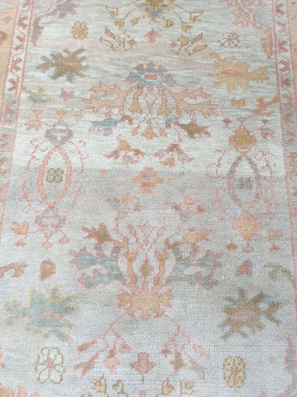 New Turkish Yoshak rug - Hakiemie Rug Gallery