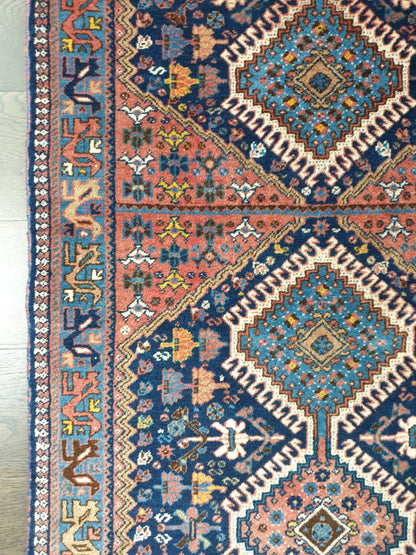 Amazing vintage Qashqai Yalameh Rug - Hakiemie Rug Gallery