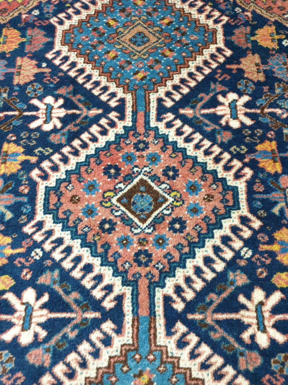 Amazing vintage Qashqai Yalameh Rug - Hakiemie Rug Gallery