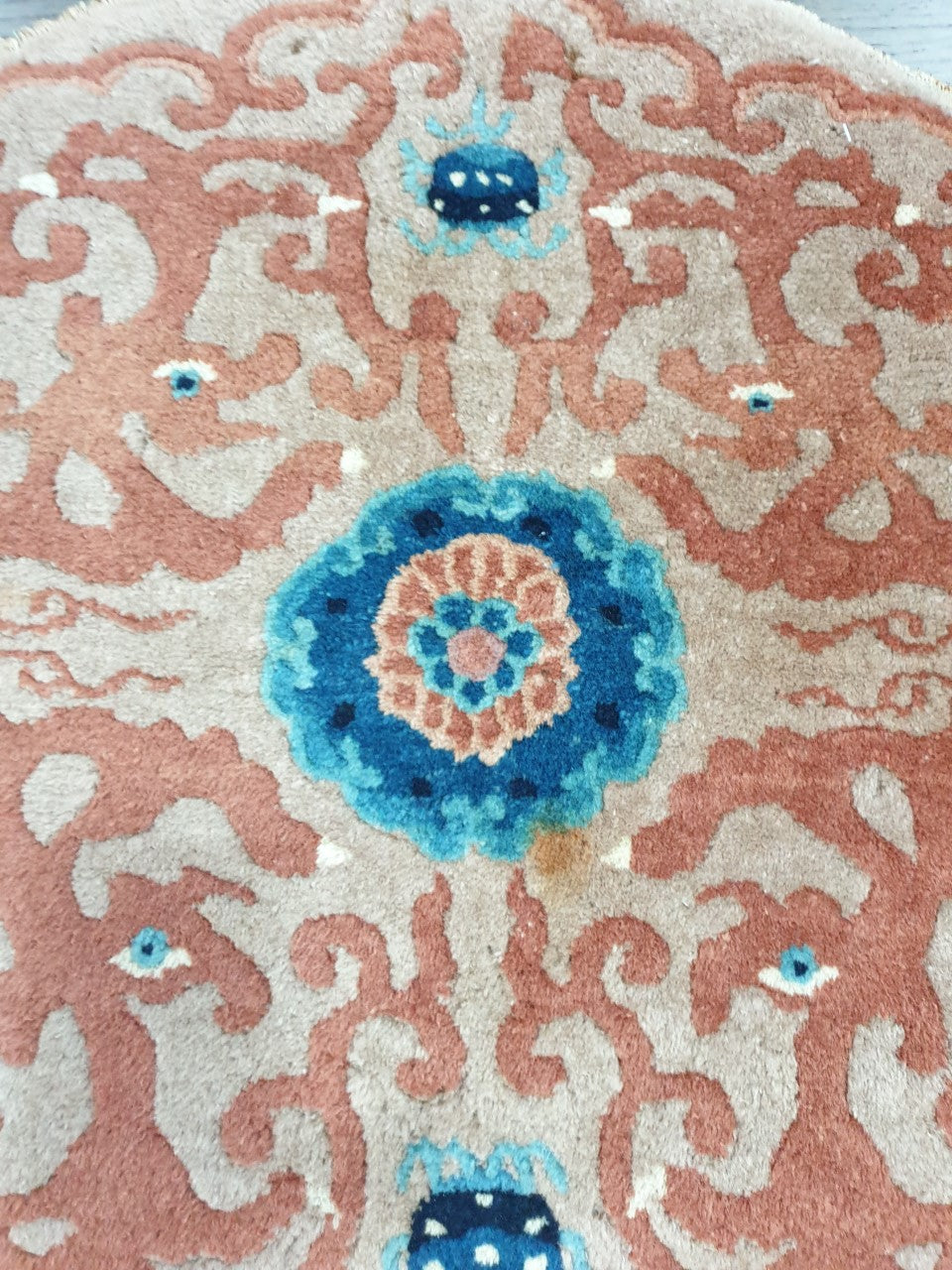 Beautiful Antique handmade Chinese rug
