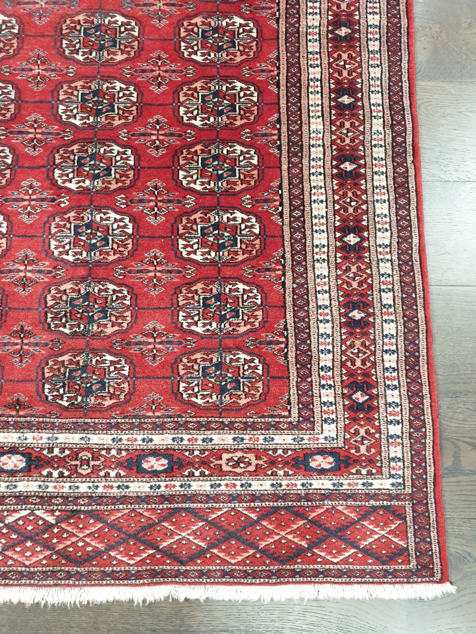 Wonderful vintage Turkmen Bohara rug - Hakiemie Rug Gallery