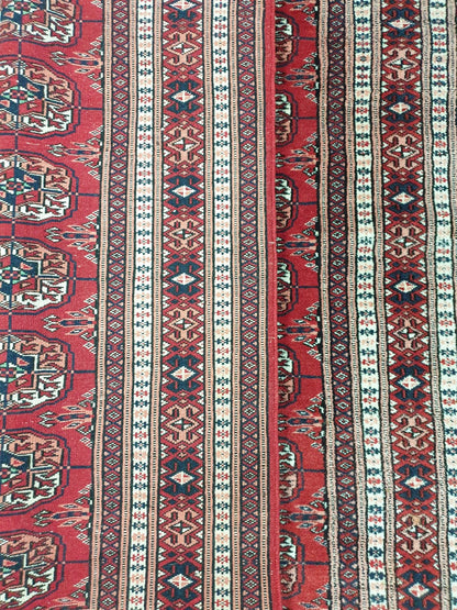 Wonderful vintage Turkmen Bohara rug - Hakiemie Rug Gallery