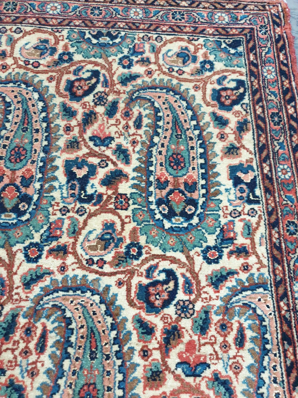 Wonderful Old Antique Senneh rug - Hakiemie Rug Gallery