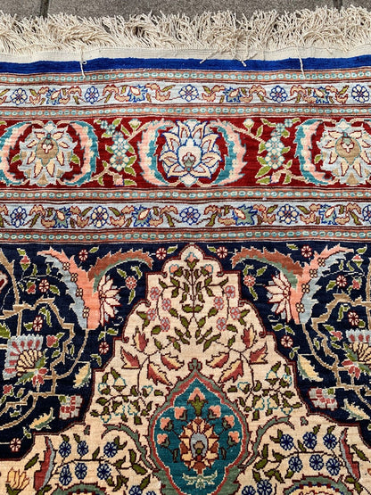 Amazing vintage Handmade Turkish Hereke silk rug - Hakiemie Rug Gallery