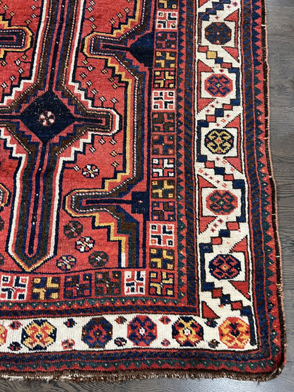 Stunning antique handmade Luri Qashqai rug - Hakiemie Rug Gallery