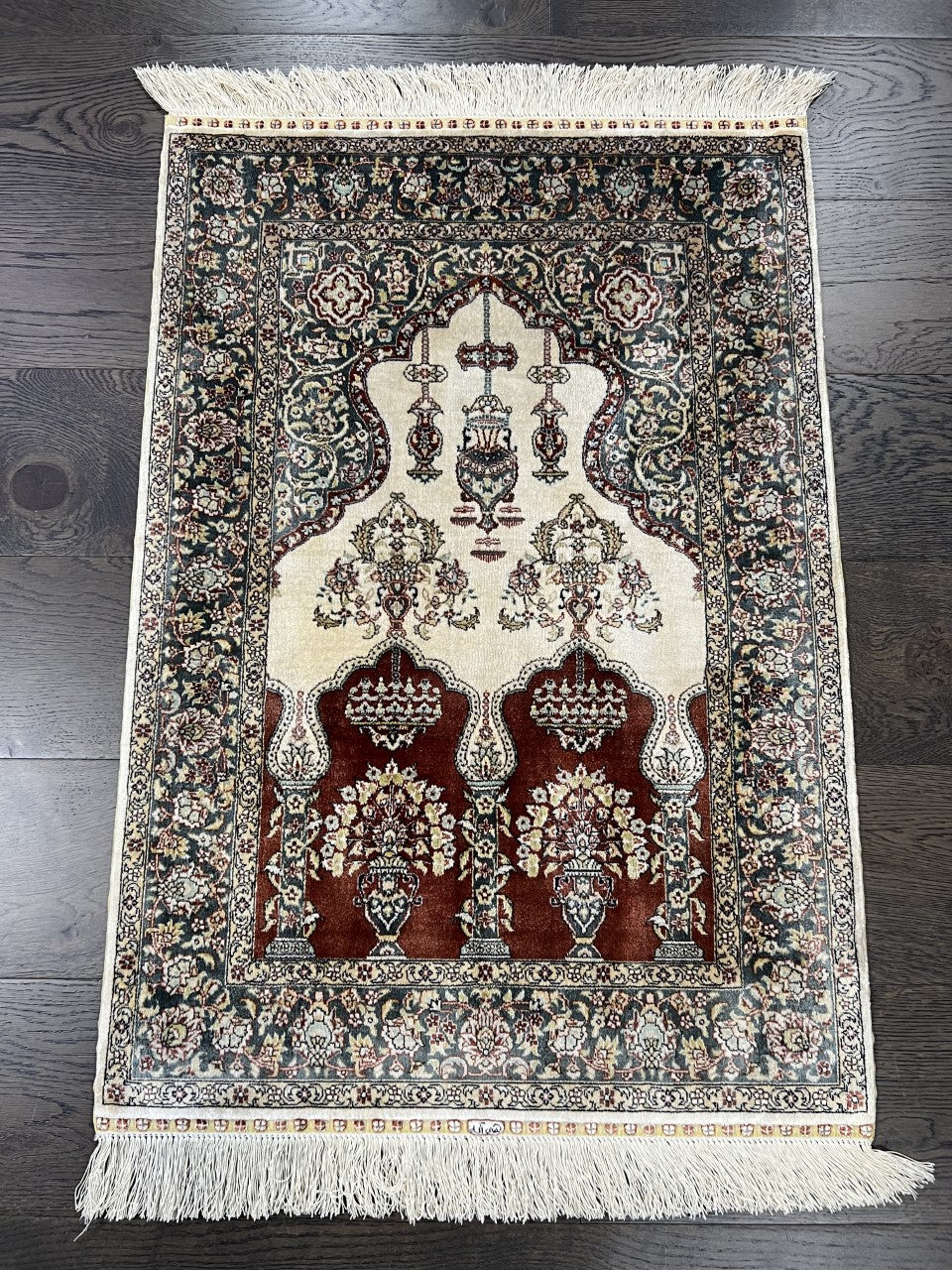 Beatiful vintage Handmade Turkish Hereke design silk rug - Hakiemie Rug Gallery