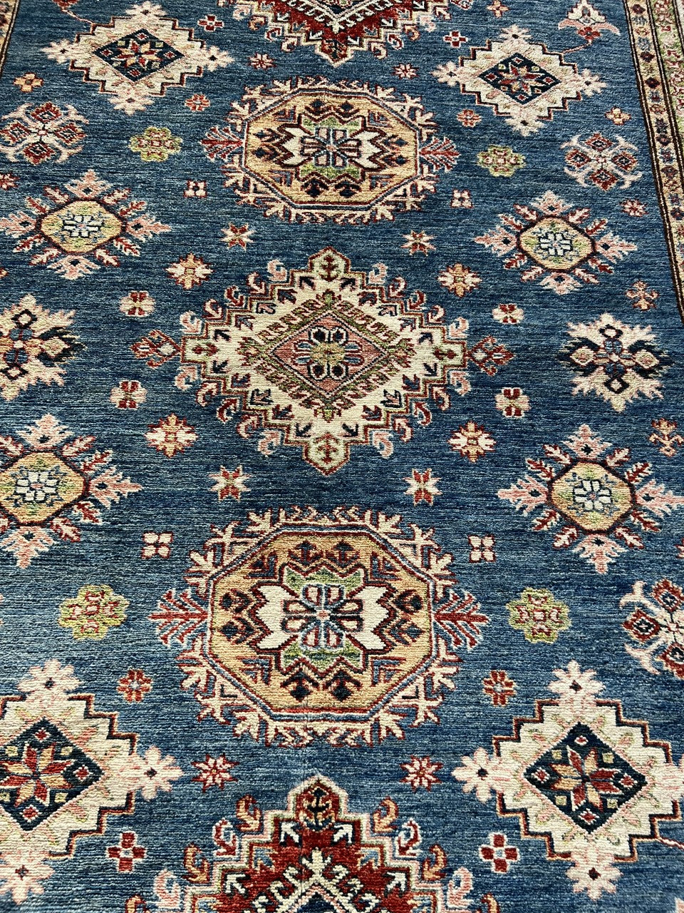 Wonderful new handmade Super Kazak rug - Hakiemie Rug Gallery