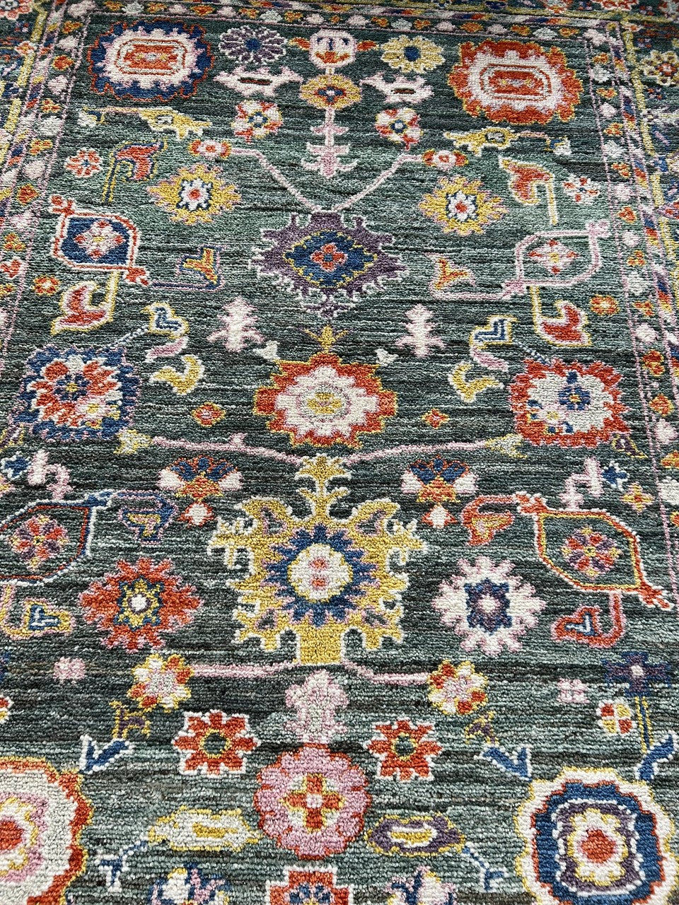 Wonderful new handmade Oushak rug - Hakiemie Rug Gallery