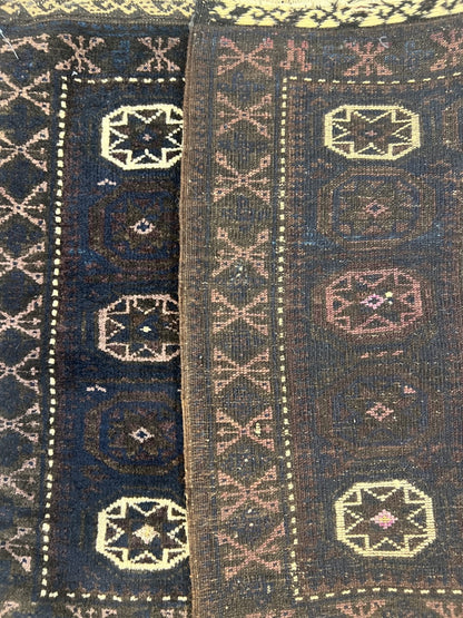 Wonderful old antique Balauch bagface - Hakiemie Rug Gallery