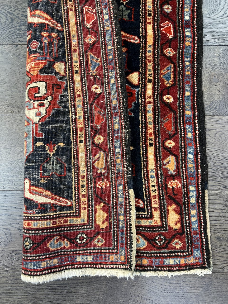 Beautiful antique North - West Heriz Rug - Hakiemie Rug Gallery