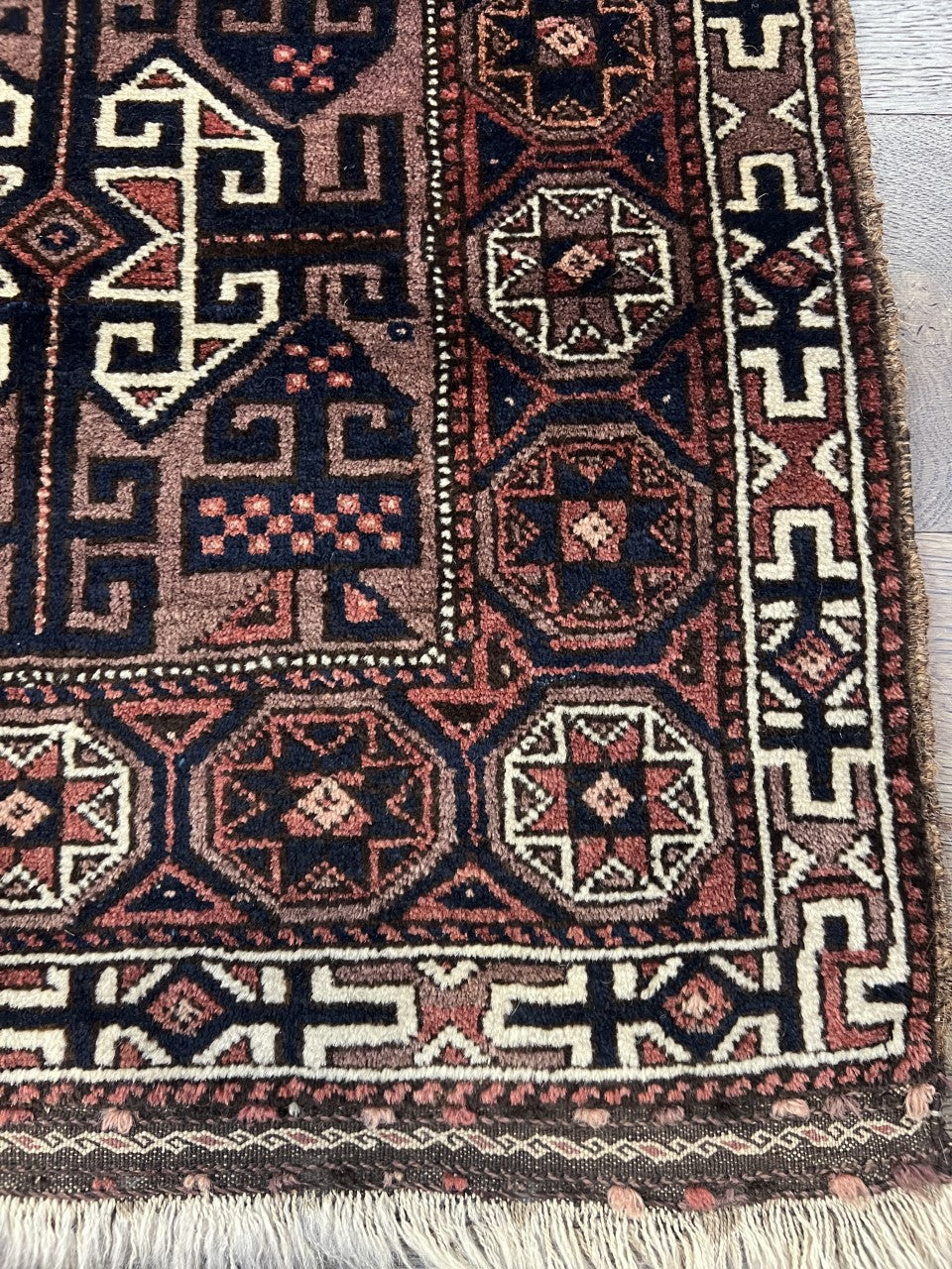 Stunning old antique decorative Balauch - Hakiemie Rug Gallery