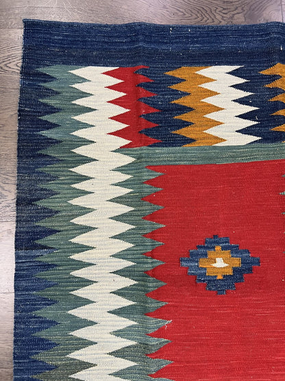 Beautiful New Qasqhai Kilim Sofra - Hakiemie Rug Gallery