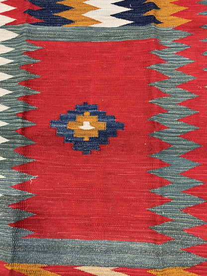 Beautiful New Qasqhai Kilim Sofra - Hakiemie Rug Gallery