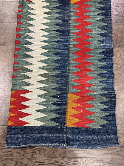 Beautiful New Qasqhai Kilim Sofra - Hakiemie Rug Gallery