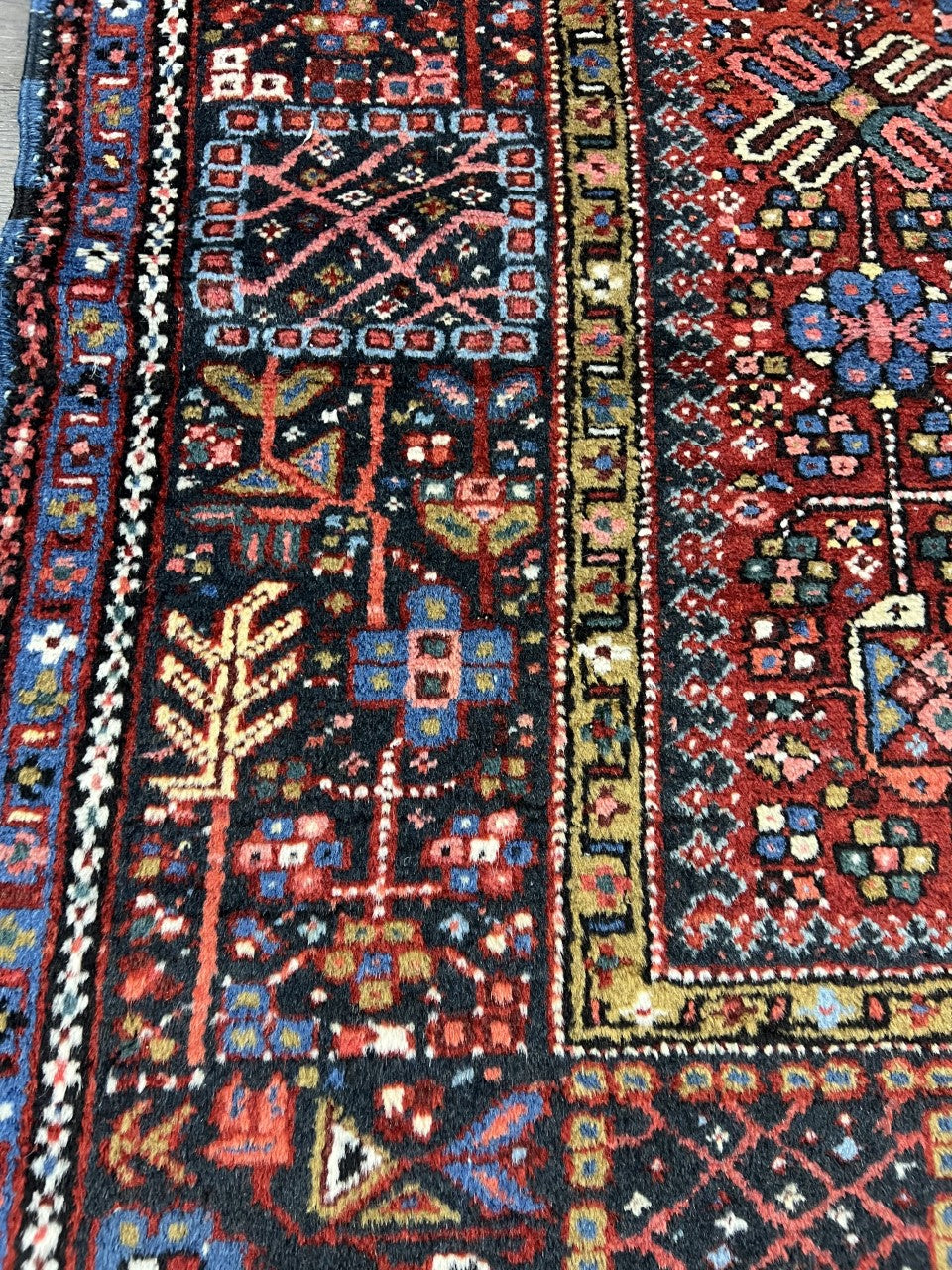 Wonderful antique Heriz Karaja rug - Hakiemie Rug Gallery