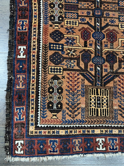 Amazing Old Antique Handmade Baluchi rug - Hakiemie Rug Gallery