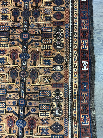 Amazing Old Antique Handmade Baluchi rug - Hakiemie Rug Gallery