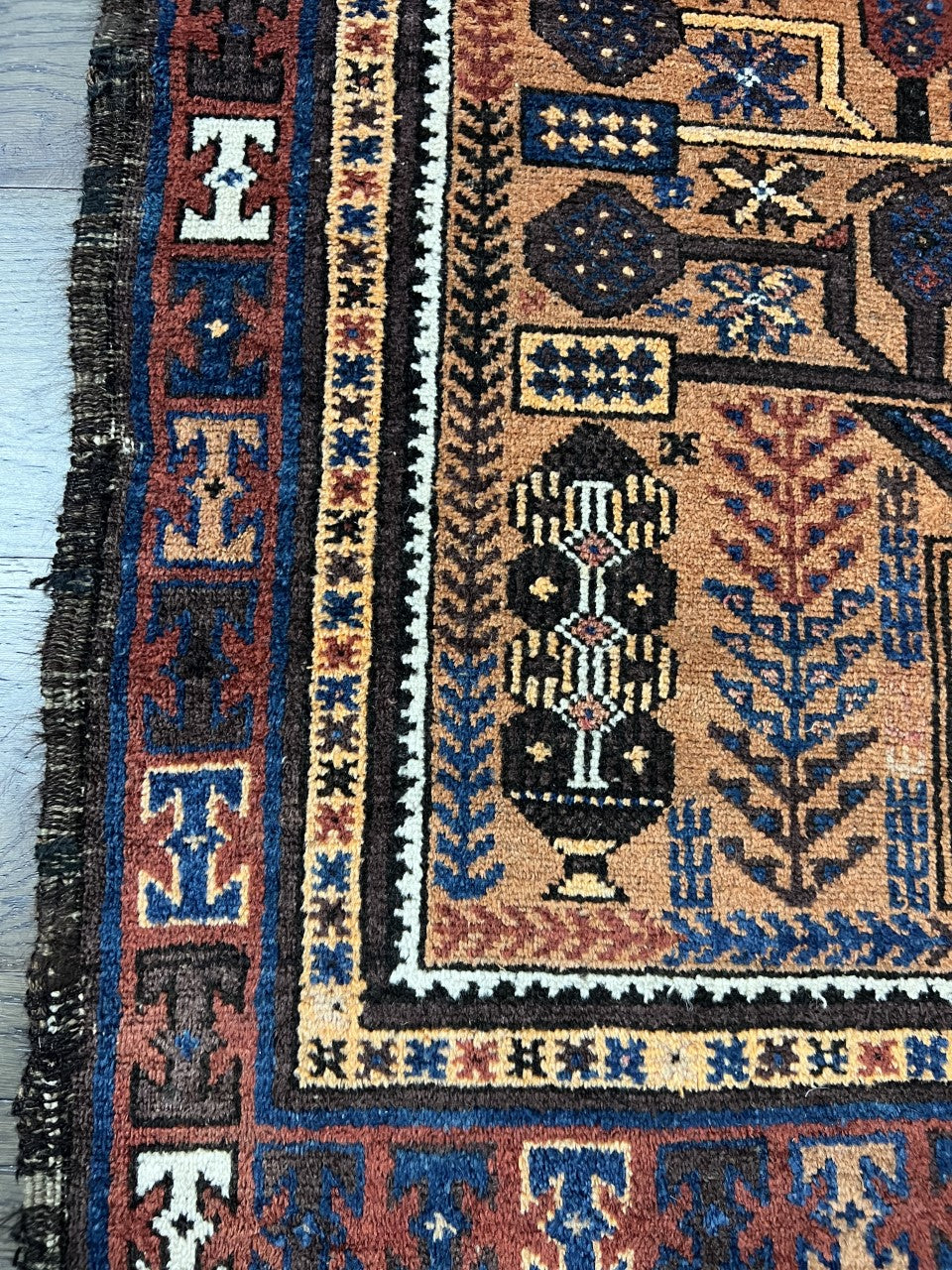 Amazing Old Antique Handmade Baluchi rug