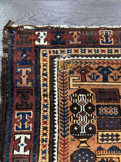 Amazing Old Antique Handmade Baluchi rug - Hakiemie Rug Gallery