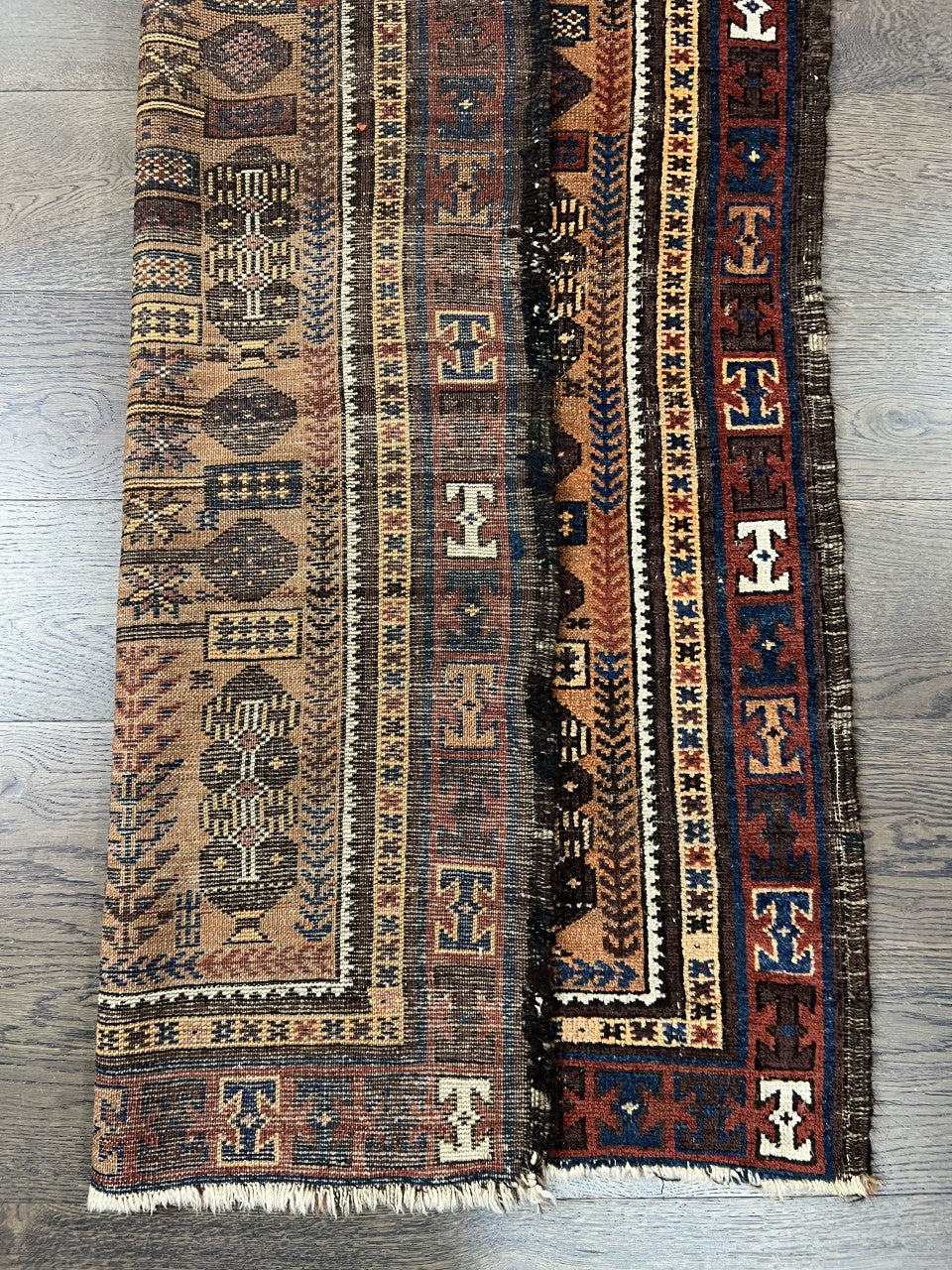 Amazing Old Antique Handmade Baluchi rug - Hakiemie Rug Gallery