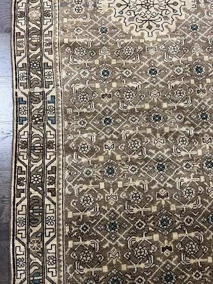 Wonderful old Handmade Malayer Runner - Hakiemie Rug Gallery