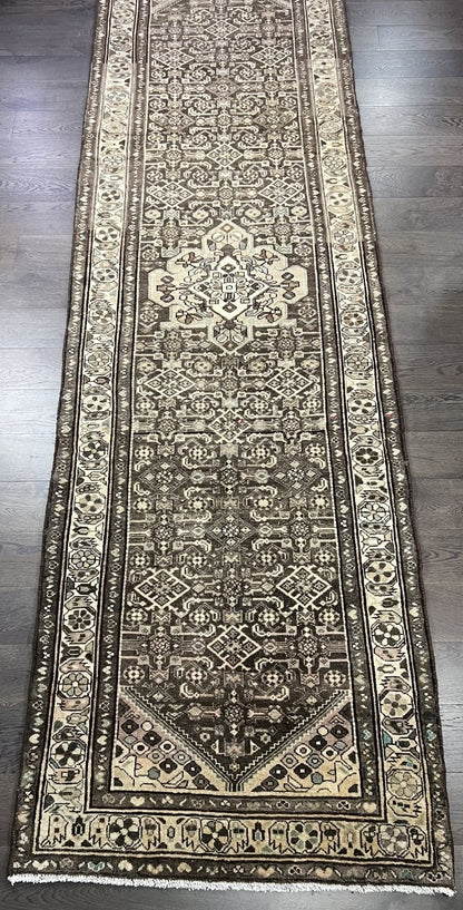 Stunning old Handmade Malayer Runner - Hakiemie Rug Gallery