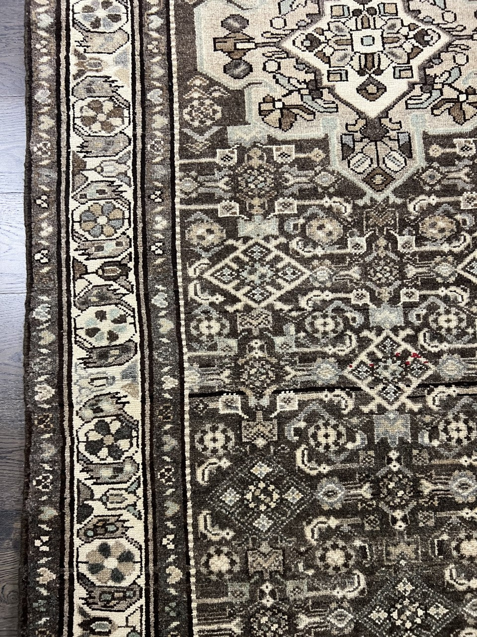 Stunning old Handmade Malayer Runner - Hakiemie Rug Gallery