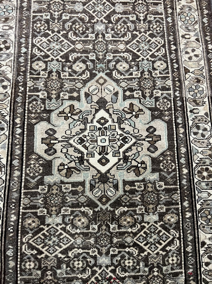 Stunning old Handmade Malayer Runner - Hakiemie Rug Gallery